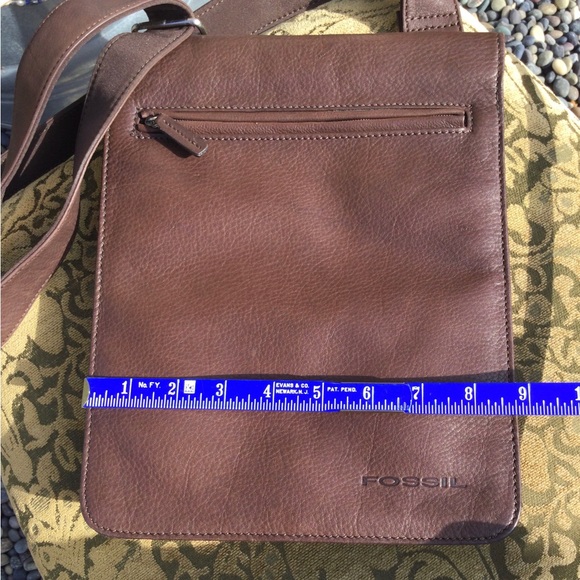 Fossil NWOT Crossbody Bag - Picture 9 of 9